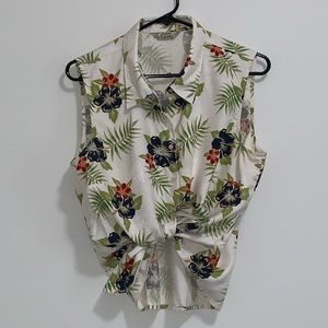 Sleeveless Hawaiian Shirt 🌺 vintage & trendy